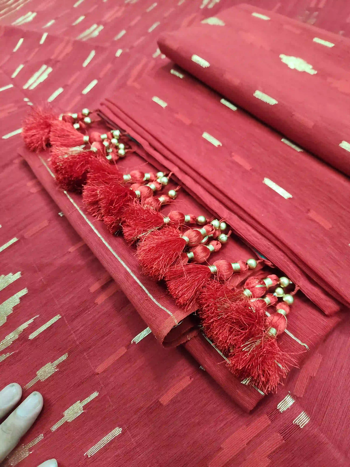 Red Jamdani With Blouse And Tarcel