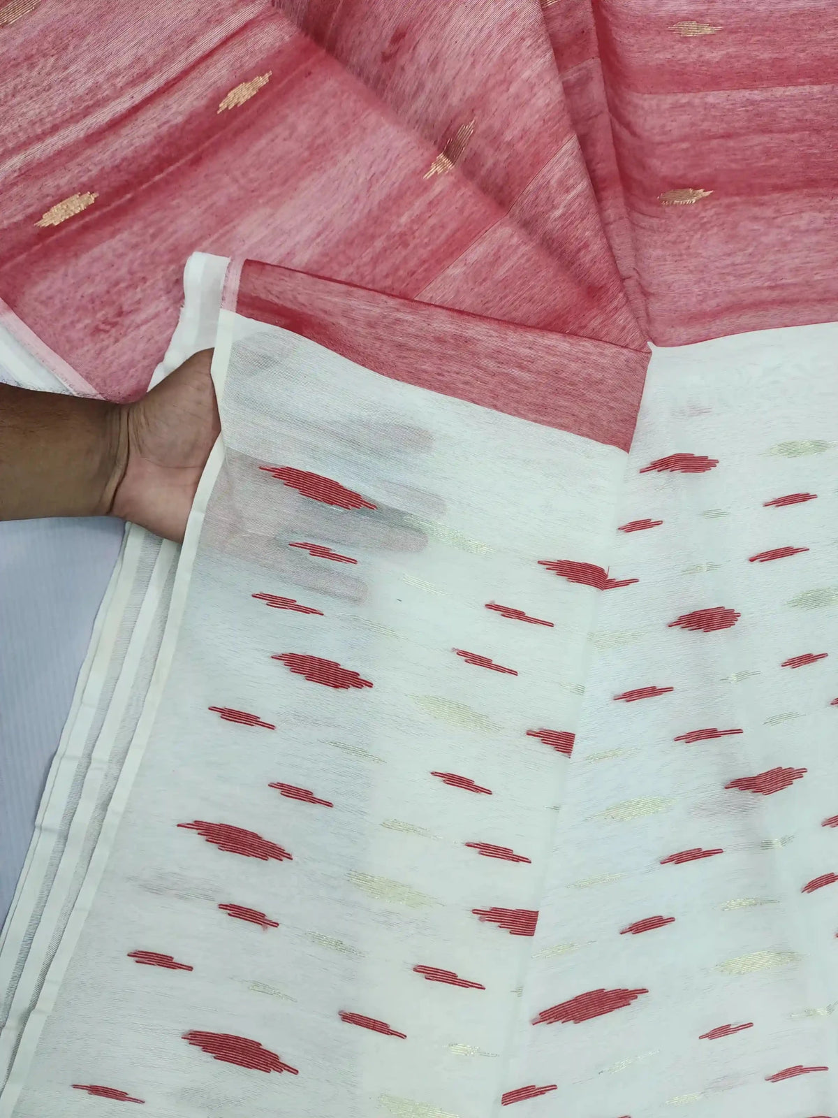 Jamdani white Red - rewayet.com.bd