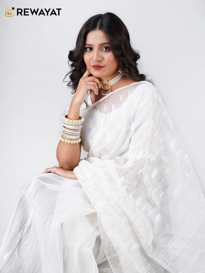 white jamdani