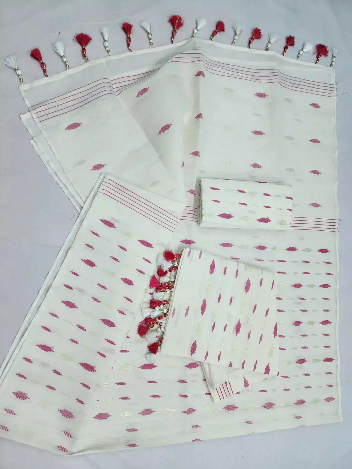 White Pink Jamdani With Tarcel