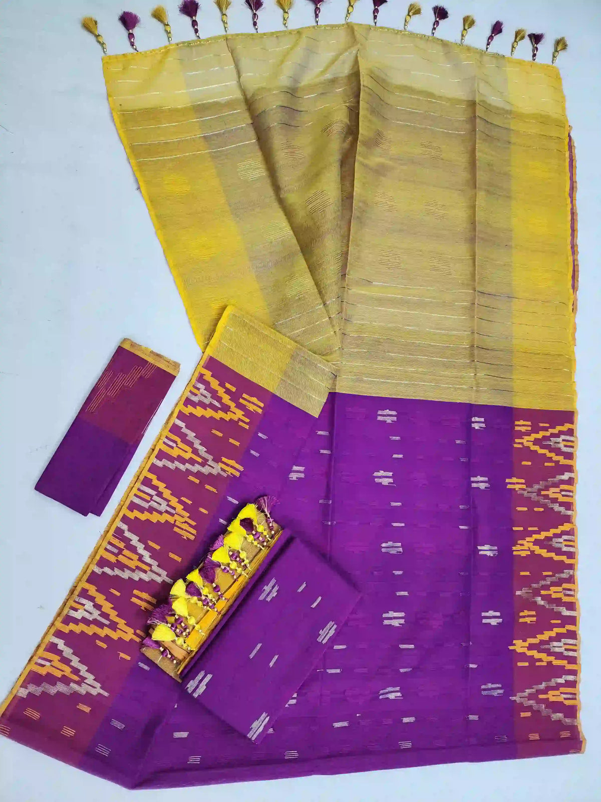 Purpur Yellow Jamdani With Blouse And Tarcel