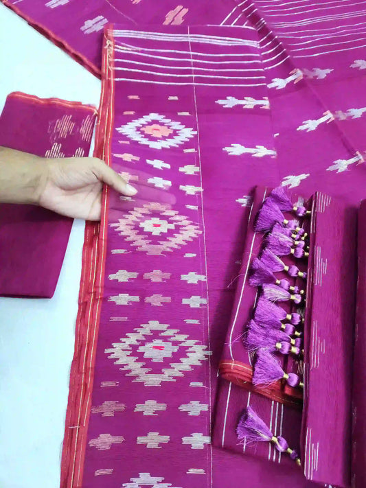 Purpul Jamdani With Blouse And Tarcel