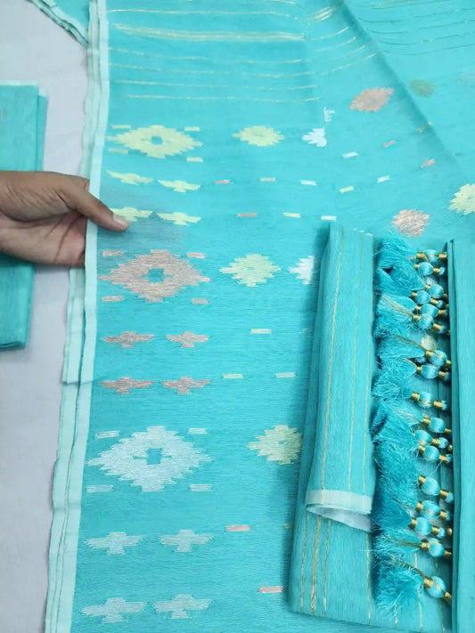 Lite Sky Blue Jamdani With Blouse And Tarcel