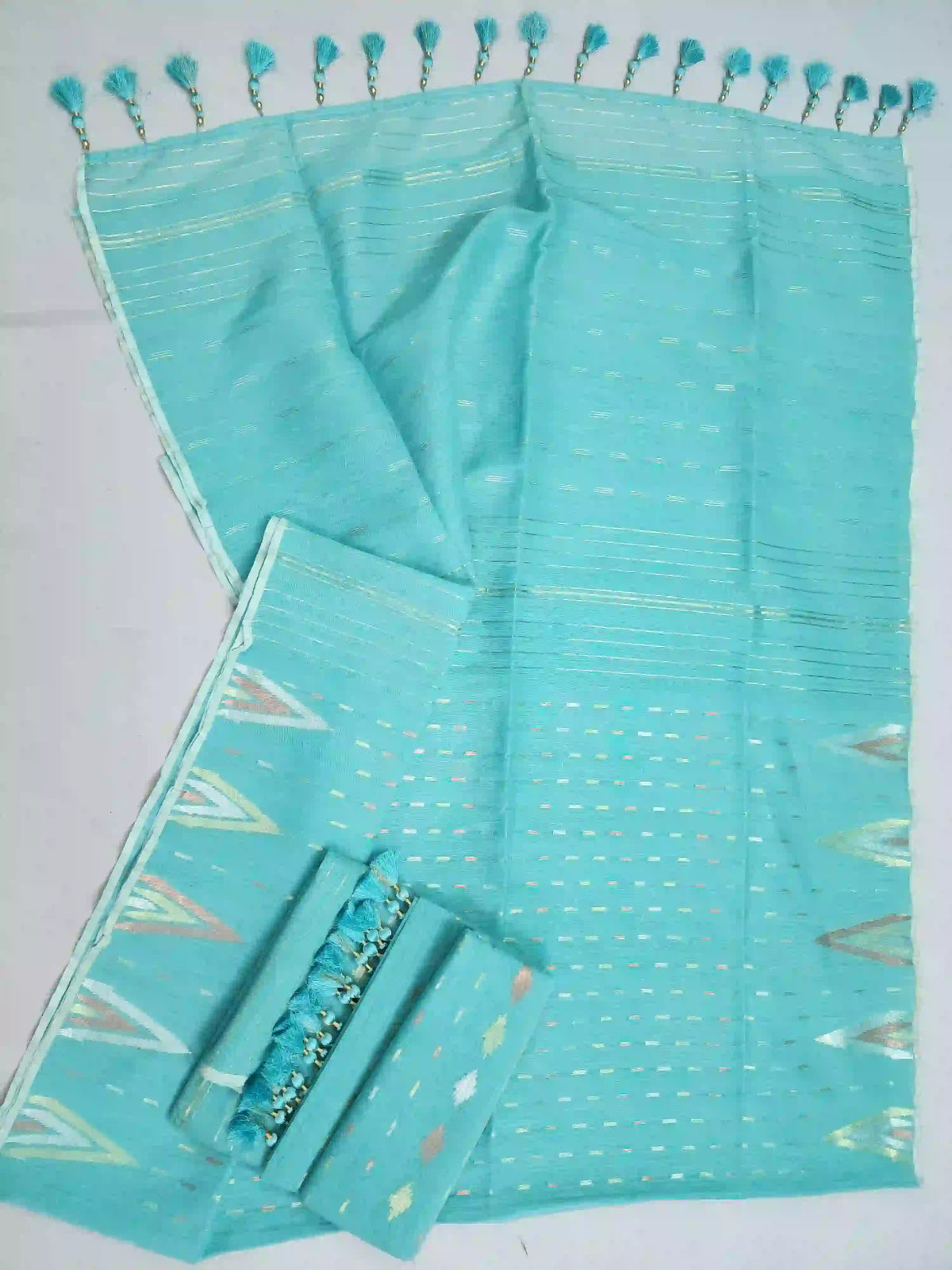 Lite Sky Blue Jamdani With Blouse And Tarcel