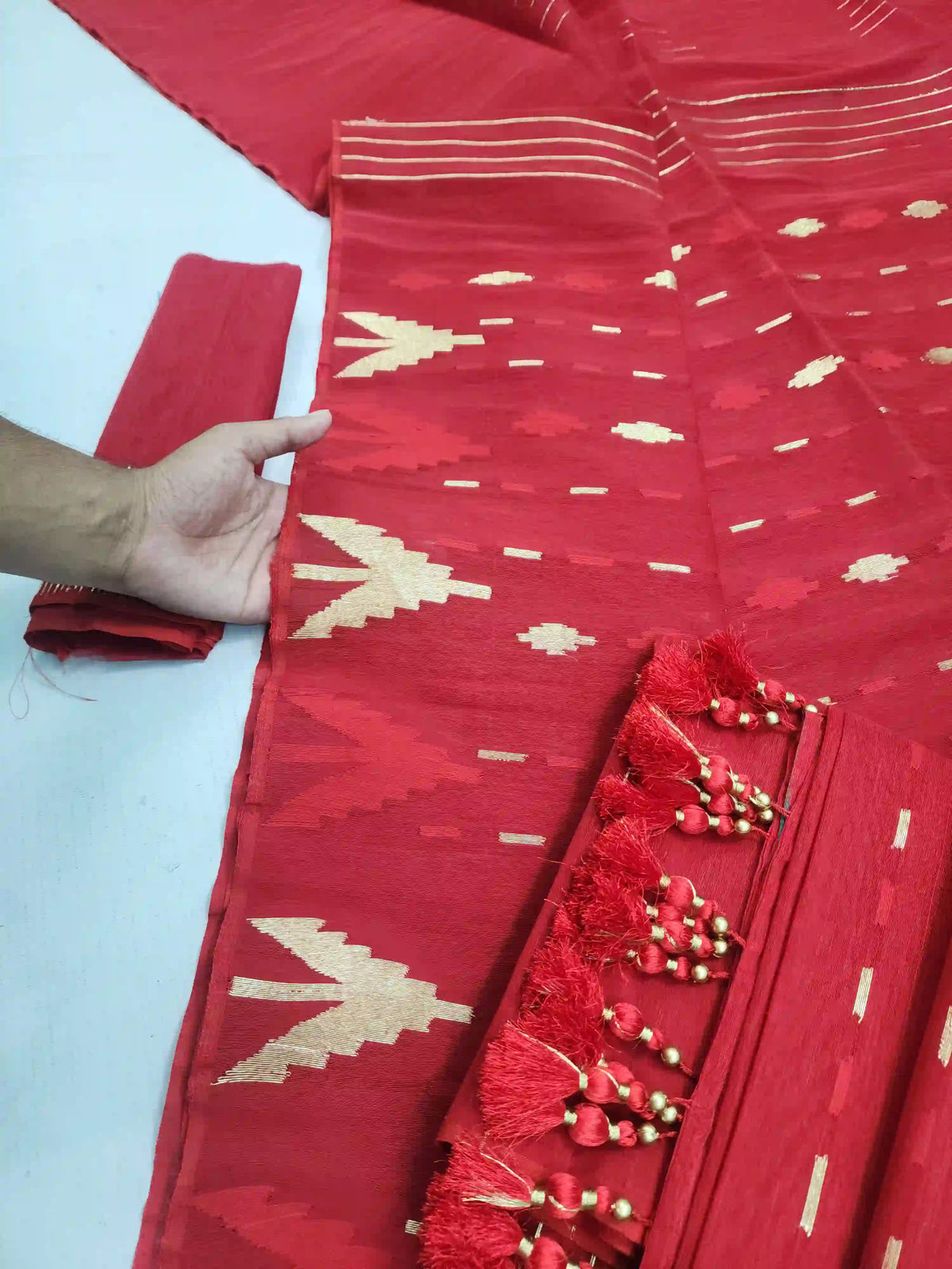 Red Jamdani With Blouse And Tarcel